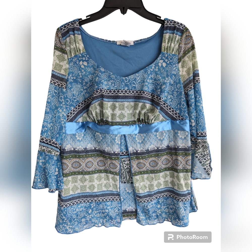 Dressbarn Blue Boho Paisley Flutter Sleeve Babydoll Top